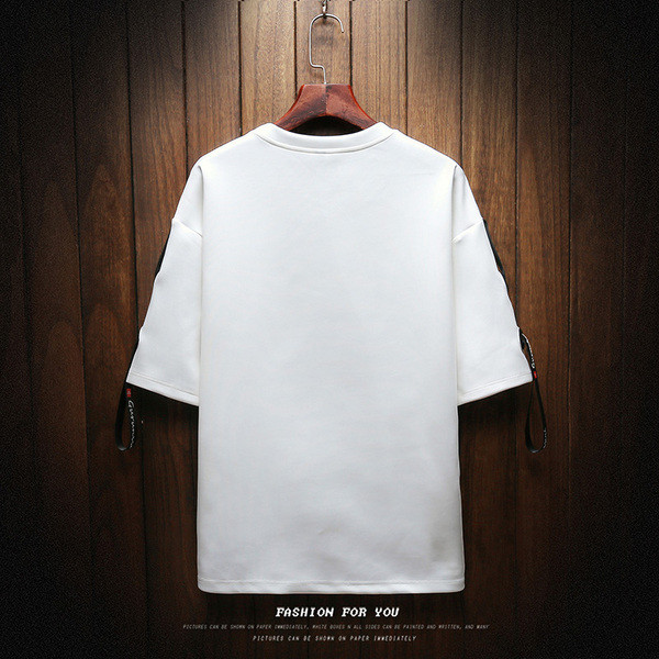 Tricou modern pentru bărbați cu mâneci 3/4 în alb și negru