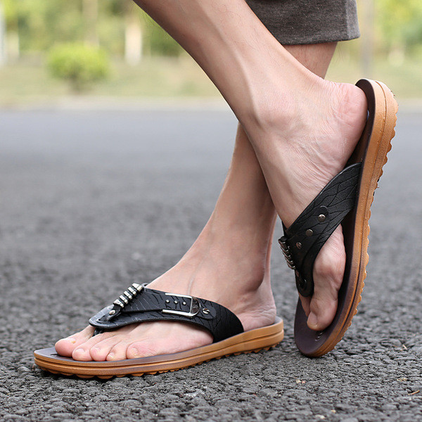 Papuci casual barbatesti din piele ecologica cu element metalic in trei culori