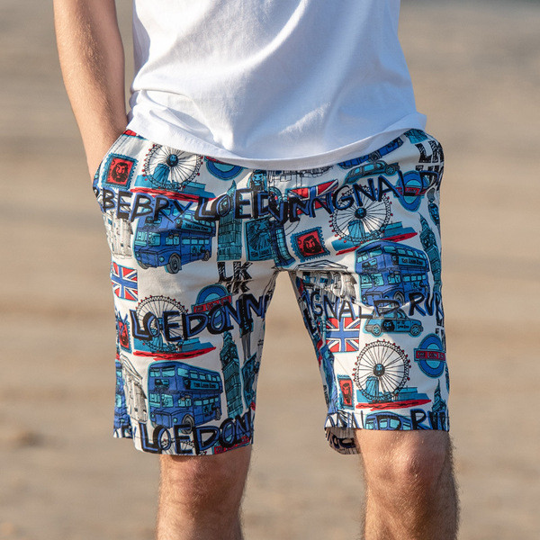 Ежедневни мъжки шорти подходящи за плаж с цветна апликация