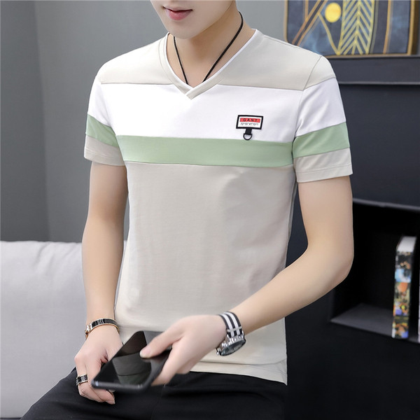 Tricou casual barbatesc in trei culori cu decolteu in V