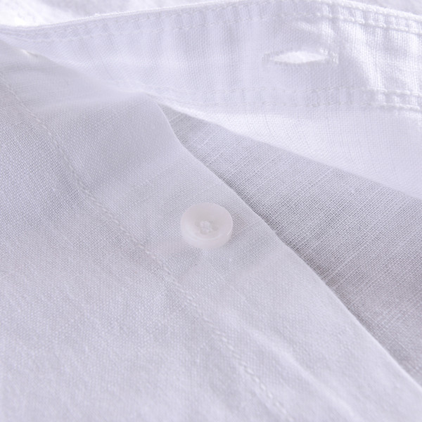 Мъжка риза изчистен модел с дълги ръкави в няколко цвята