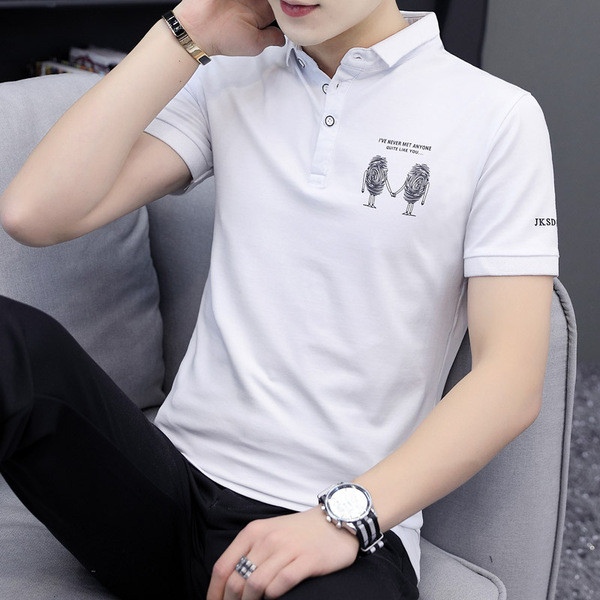 Tricou barbatesc modern model Slim cu aplicatie si nasturi