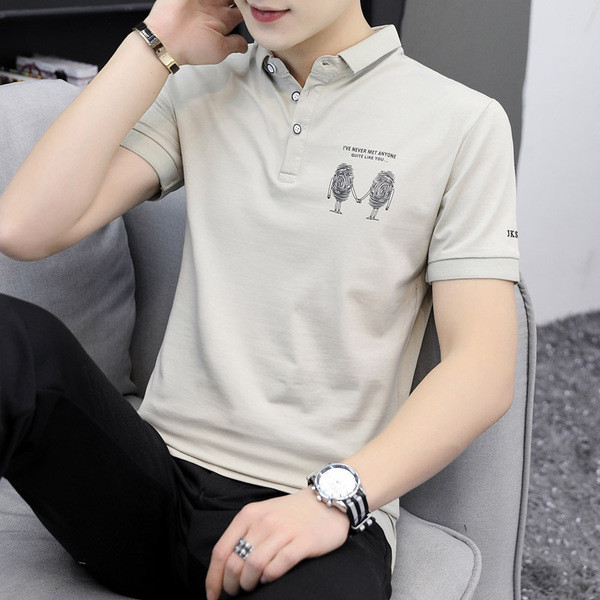 Tricou barbatesc modern model Slim cu aplicatie si nasturi