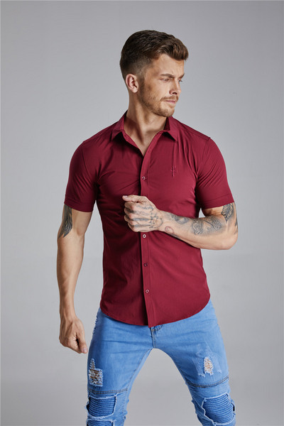 Стилна мъжка риза с класическа яка и къс ръкав в няколко цвята