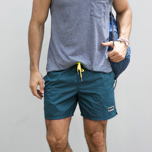 Costum de baie pentru barbati cu cravate si imprimeu in mai multe culori