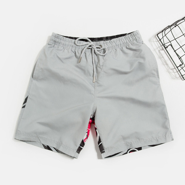 Мъжки летни къси панталони подходящи за плаж с апликация