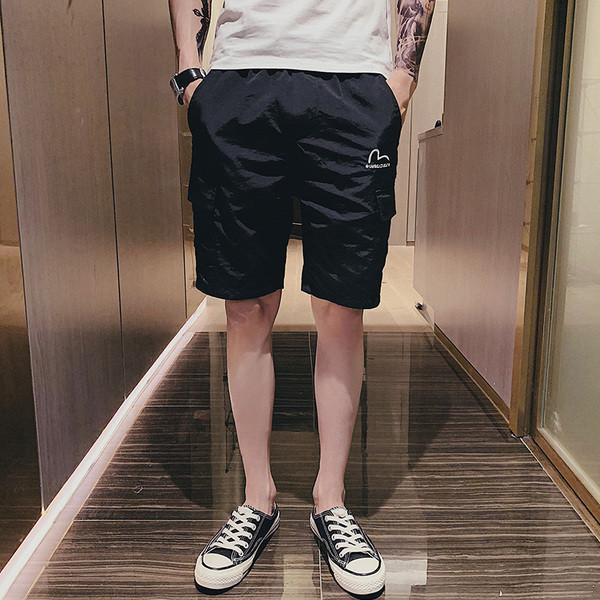 Pantaloni scurți la modă pentru bărbați în mai multe culori cu broderie