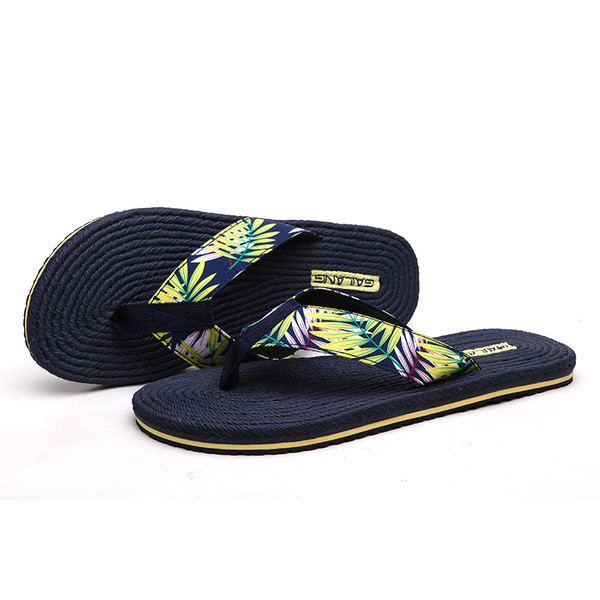 Papuci moderni potriviti pentru barbati si femei in trei culori - doua modele