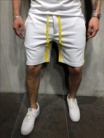 Pantaloni scurți pentru bărbați în mai multe culori diferite