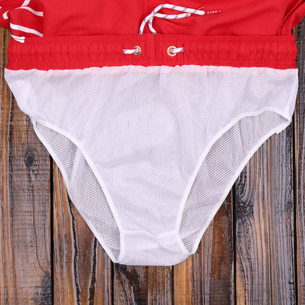 Costum de baie modern pentru bărbați cu cravate și elastic în roșu și negru