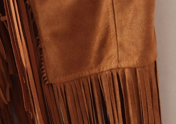 Модерен дамски елек с ресни в черен и кафяв цвят 