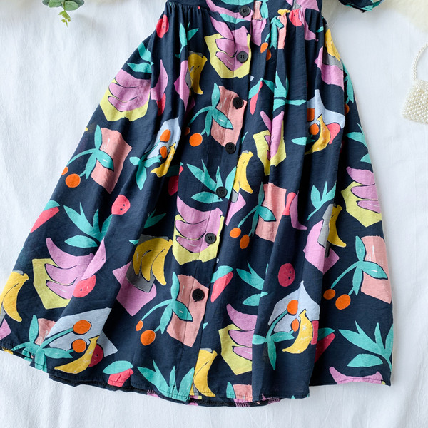 Rochie moderna de dama cu bretele si nasturi in doua culori