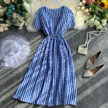 Rochie de dama in dungi cu decolteu O cu buzunar si cravate in doua culori