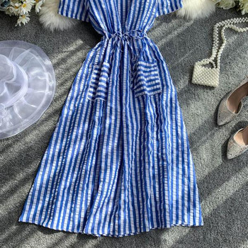 Rochie de dama in dungi cu decolteu O cu buzunar si cravate in doua culori