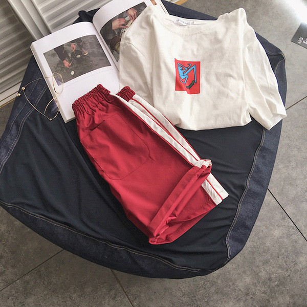 Pantaloni casual pentru bărbați în negru și roșu