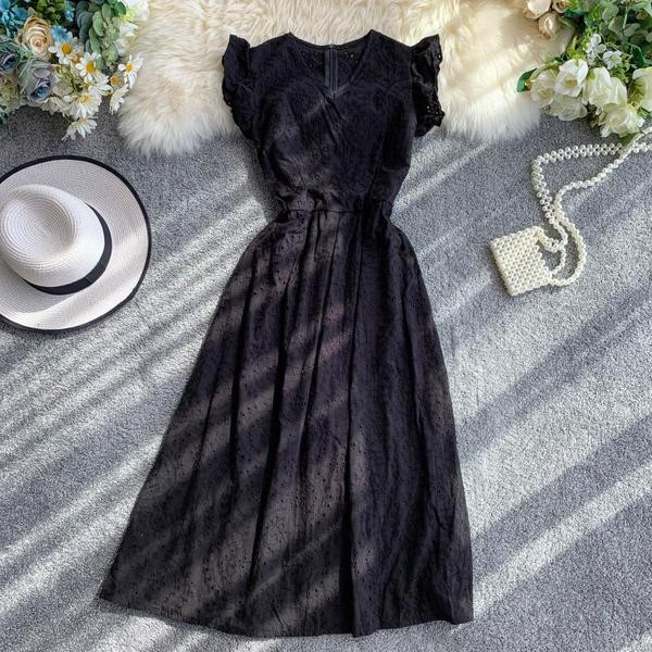 Rochie moderna de dama cu dantela si maneci scurte in diferite culori