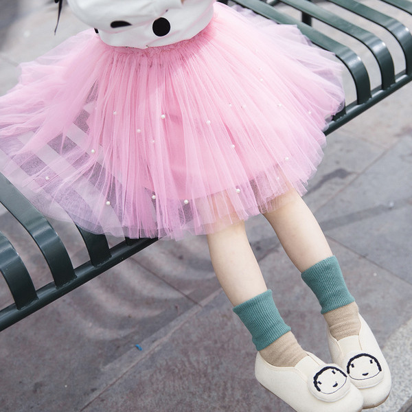 Fusta de copii actuala in roz si gri cu perle si tul