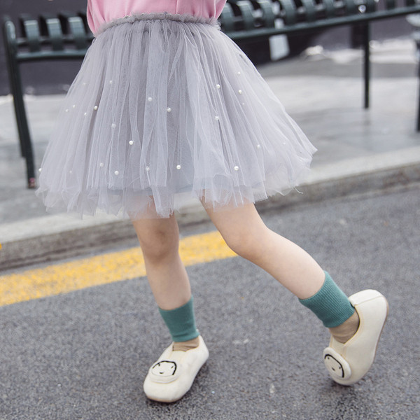 Fusta de copii actuala in roz si gri cu perle si tul