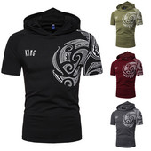 Tricou barbatesc cu aplicatie si gluga in mai multe culori