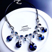 Colier elegant de damă cu pietre în albastru