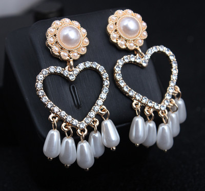 Cercei moderni de dama - cu perle si pietre