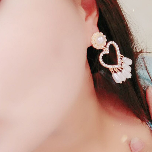 Cercei moderni de dama - cu perle si pietre