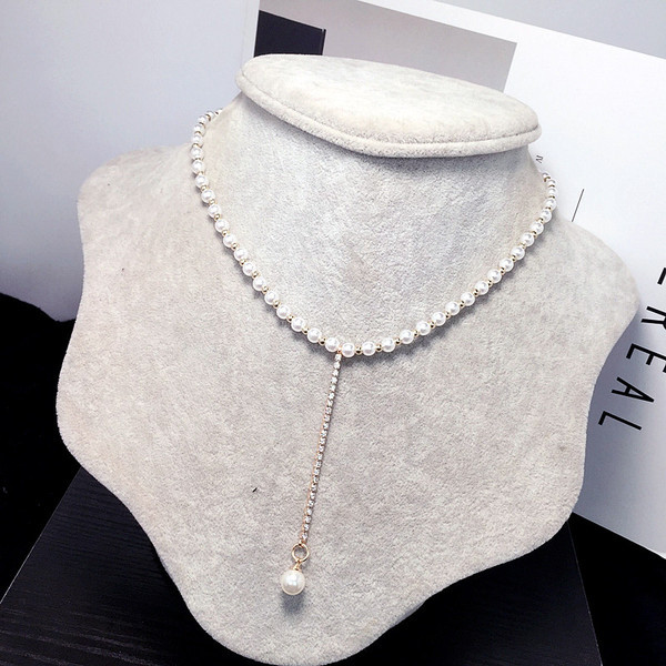 Colier elegant de damă cu perle în alb