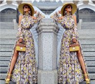 Rochie lungă de damă modernă cu umerii goi și guler înalt