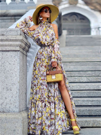 Rochie lungă de damă modernă cu umerii goi și guler înalt