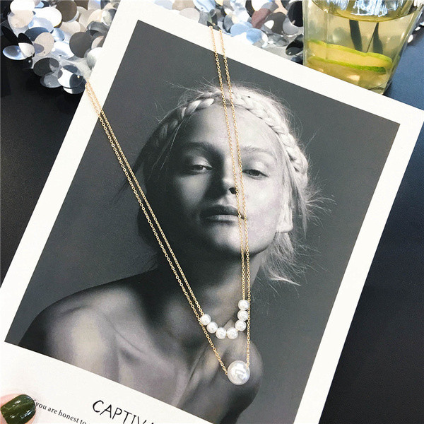 Colier elegant de dama - in culoarea aurie cu perle