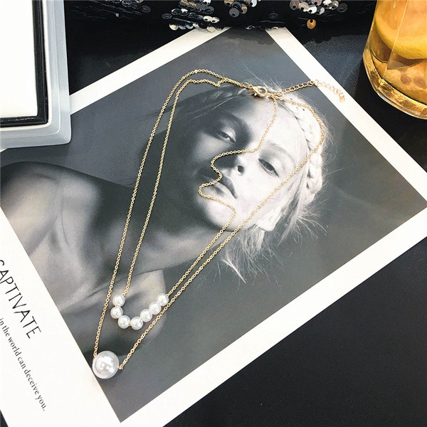 Colier elegant de dama - in culoarea aurie cu perle