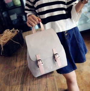 Rucsac modern de dama cu inscriptie din piele ecologica in mai multe culori