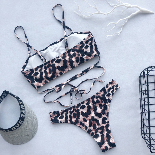 Costum de baie model NOU în două părți cu model leopard