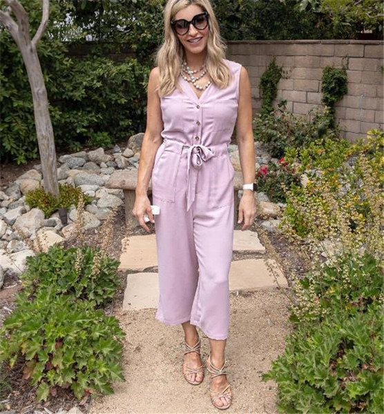 Salopetă casual de damă cu nasturi și curea roz