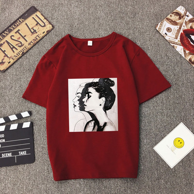 дамска ежедневна тениска с овално деколте и къс ръкав в много цветове и апликация