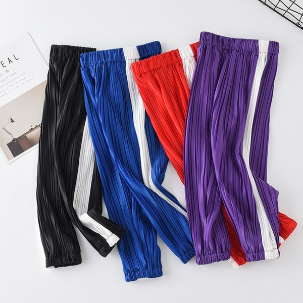 Modern gyereknadrág több színben, szegéllyel