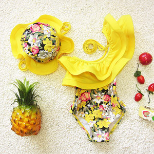 Costum de baie pentru copii costum intreg cu model floral in galben