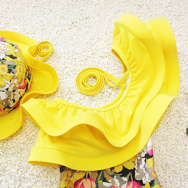 Costum de baie pentru copii costum intreg cu model floral in galben