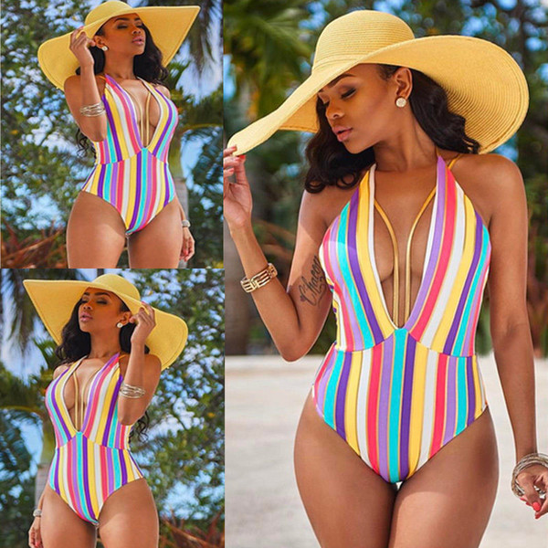 ХИТ цветен цял бански костюм с V-образно деколте