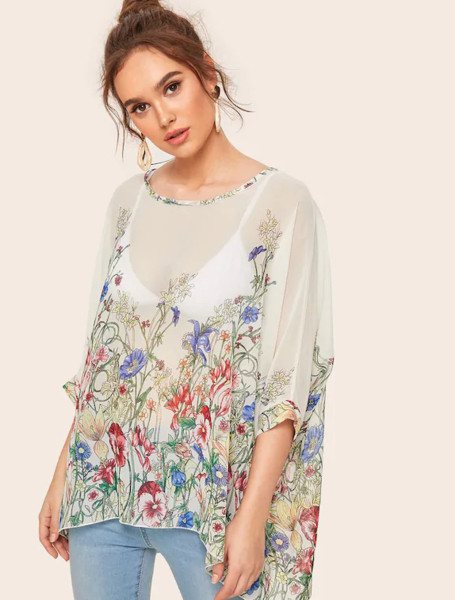 Bluza de dama model lat cu maneci 3/4 si model floral