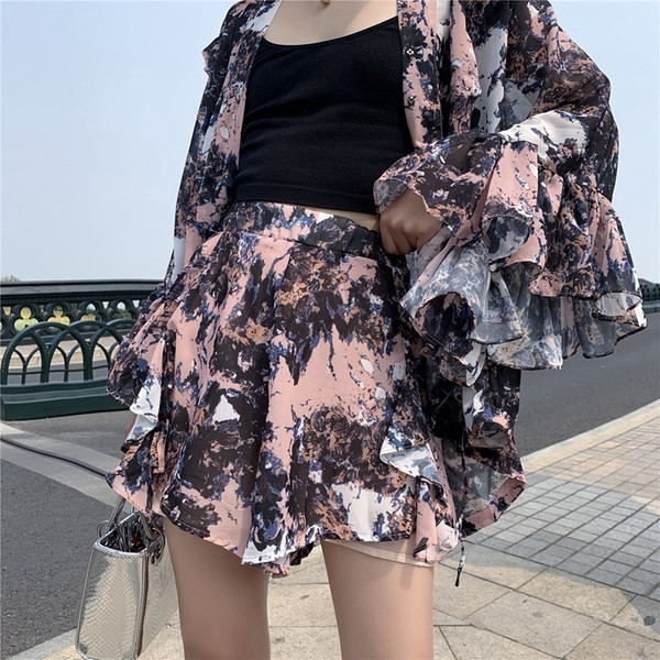 Pantaloni largi de dama cu talie inalta si imprimeu floral