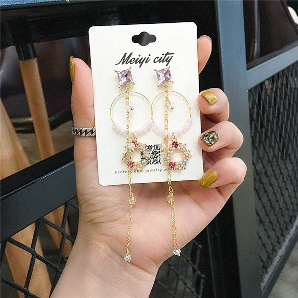 Cercei moderni de dama cu pietre si perle