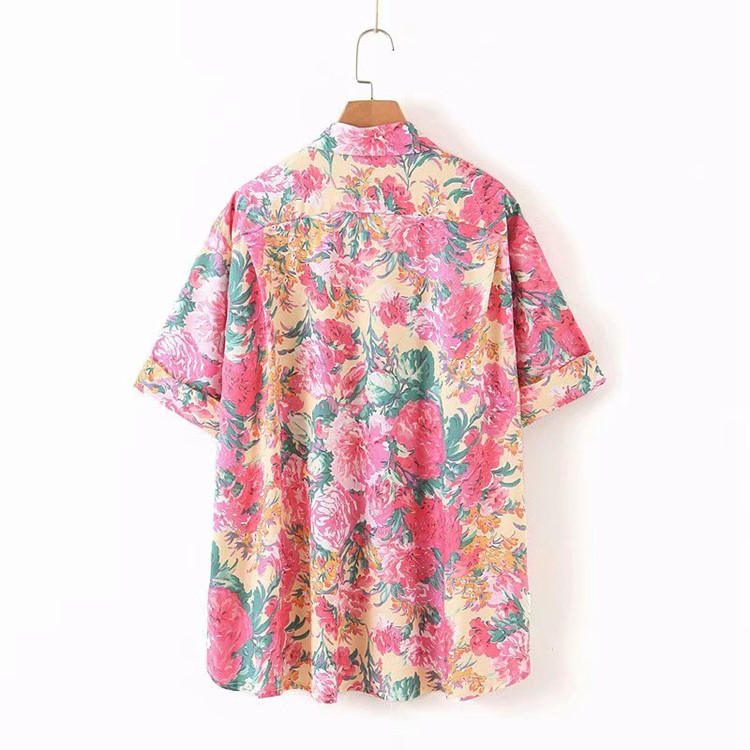 Női széles ing klasszikus gallérral, virágmintával