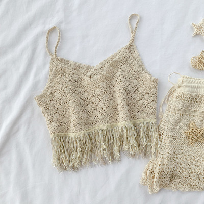 Модерен дамски плетен потник в два цвята