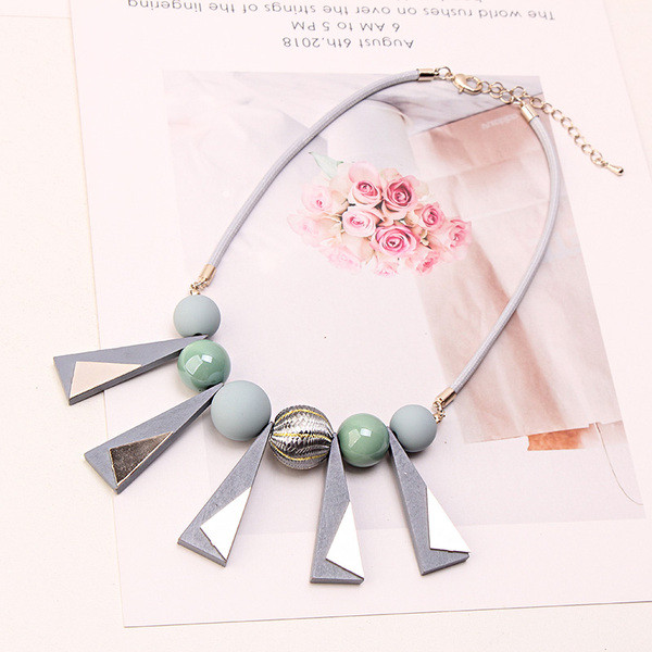 Colier modern de dama in trei culori