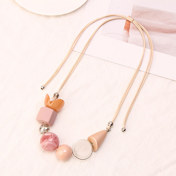 Colier de dama actual in trei culori