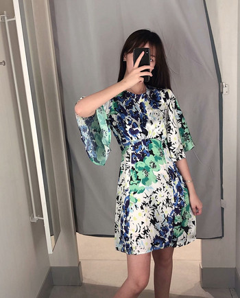 Rochie casual cu maneci lotus si talie elastica cu model floral