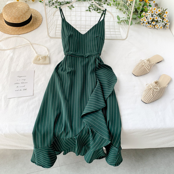 Rochie moderna de dama cu bretele subtiri in trei culori