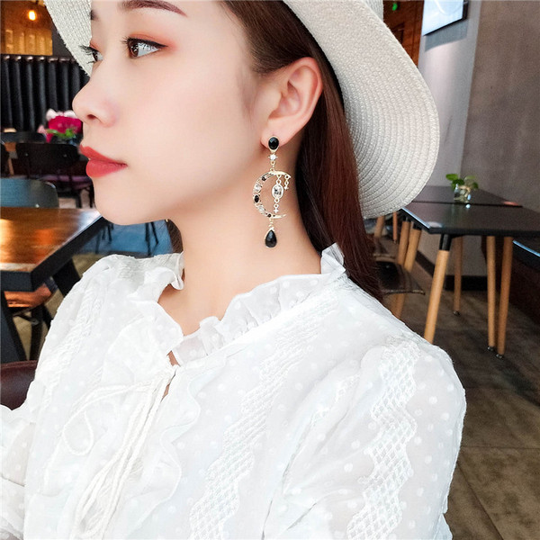 Cercei eleganti de dama cu pietre in negru