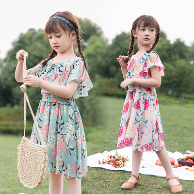 Детска ежедневна рокля с голи рамене в два цвята с флорален десен